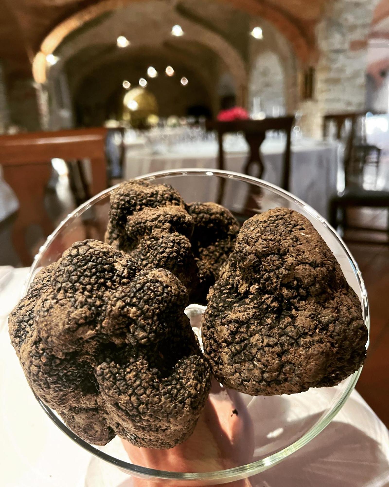 Il Castello Di Bubbio Hotel Buitenkant foto